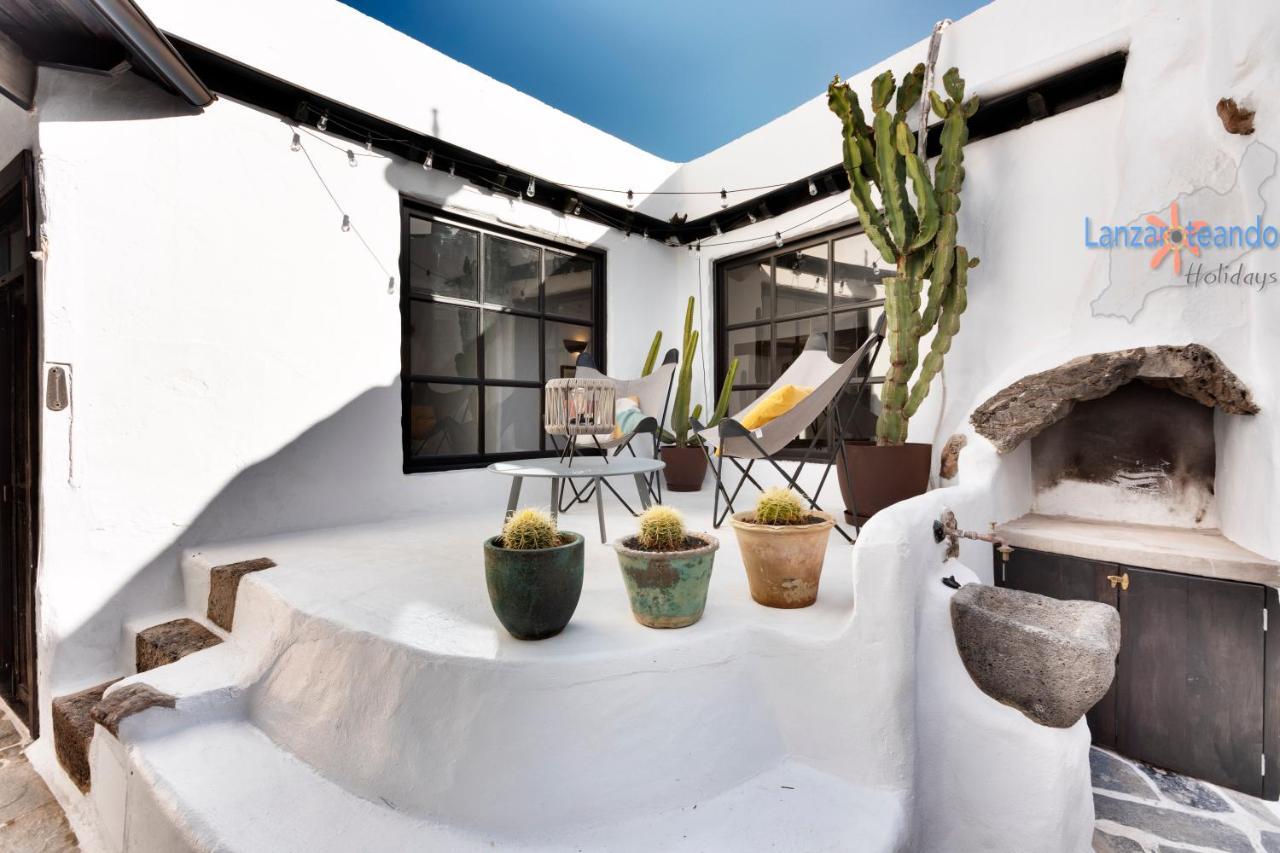 Vivienda Vacacional El Patio De Franky Teguise  Ngoại thất bức ảnh
